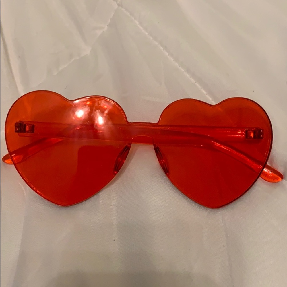 Red heart shaped sunnies!